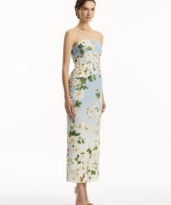 Thefabricofsociety.shop6452c0bf99 4
