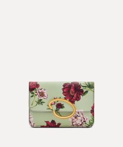Thefabricofsociety.shop6a667e6bbf 4