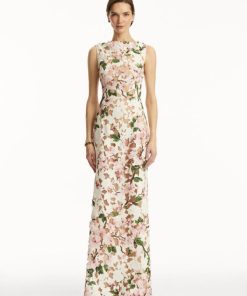 Thefabricofsociety.shop6e159ff509 2