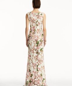 Thefabricofsociety.shop6e159ff509 3