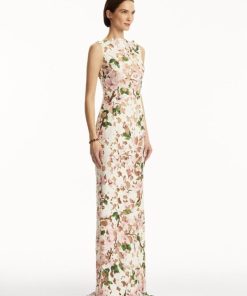 Thefabricofsociety.shop6e159ff509 4