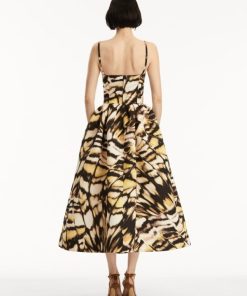 Thefabricofsociety.shop799fc2cf23 3