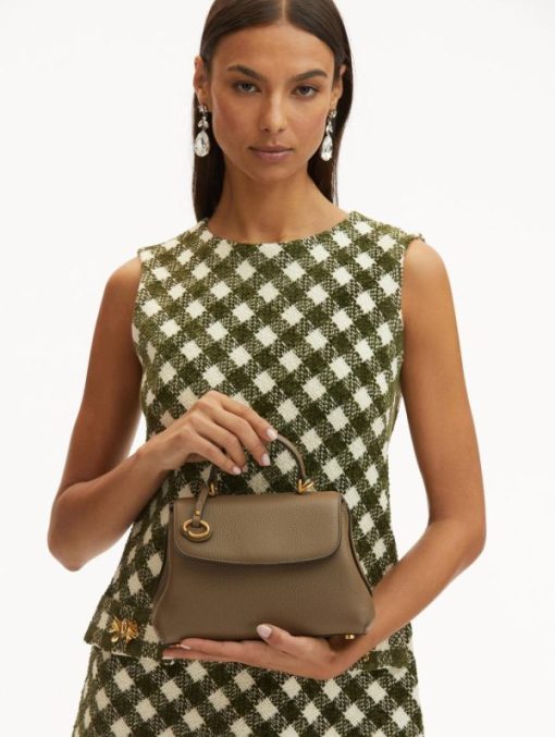 Thefabricofsociety.shopcf6984985e 2