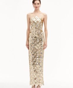 Thefabricofsociety.shope2f22352d8 2