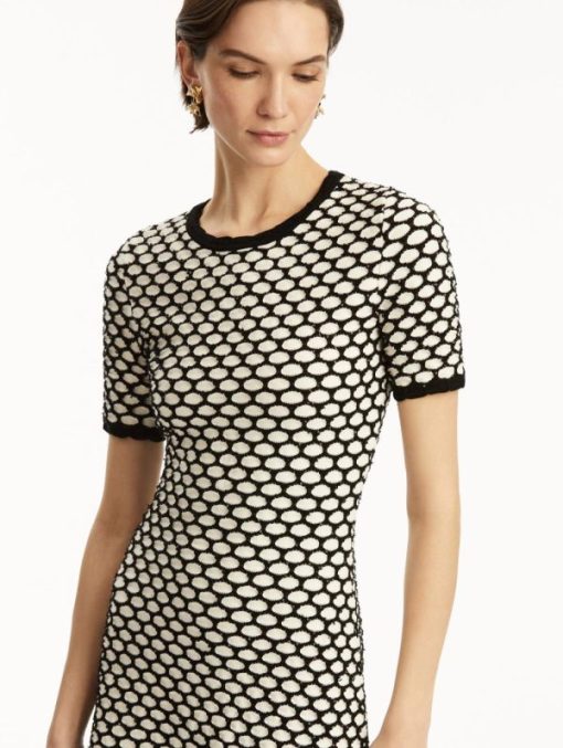 Thefabricofsociety.shopfb285864d4 5